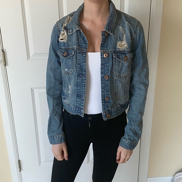 Forever 21 Jackets & Blazers - Forever 21 Distressed Denim Jacket Size Small